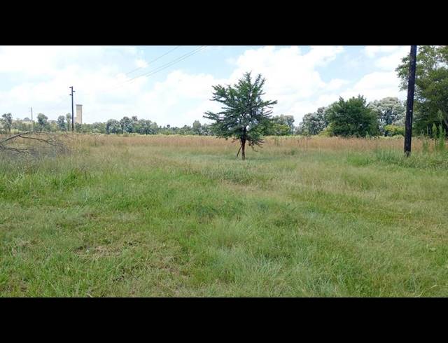 LAND FOR SALE IN CARLETONVILLE
